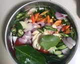 Foto langkah ke 2 dari resep Baby cumi pedas asin + pete.