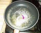 A picture of step 2 of Gizzard and liver stir fry.