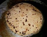 A picture of step 5 of Aloo Paratha.