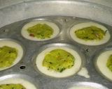 A picture of step 2 of Potato stuff idli.