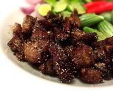 รูปขั้นตอนการทำที่ 3 ของ เนื้อเต๋าทอดผักสดน้ำพริกปูไข่