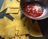 A picture of step 2 of Indian style simple Salsa nachos.