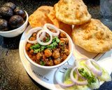 A picture of step 7 of Punjabi Chole Bhature.