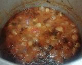 A picture of step 4 of Beetroot puri with white chana.