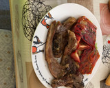 Foto del paso 2 de la receta: Chuletas de cordero con pastel de pimientos y berenjena