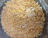 Hình bước làm 4 của món Chè đậu lăng, hạt sen, bột báng, bột khoai, cốt dừa