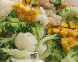 Foto del paso 3 de la receta: Ensalada de brócoli 🥦 y quinoa