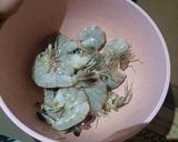 Foto langkah ke 1 dari resep Udang Saus Padang.