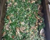 A picture of step 9 of Spinach and Mushroom Florentine.