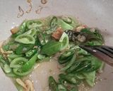 Foto langkah ke 2 dari resep Tumis Cumi Cabe Hijau.
