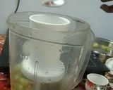 A picture of step 1 of Green Grapes Smoothie.