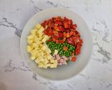 Foto del passaggio 2 della ricetta Insalata di Riso Arlecchino con peperoni Sweet Palermo