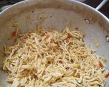 Foto del paso 3 de la receta: Bollos pelones con pollo