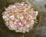 Foto langkah ke 2 dari resep Bawang Goreng.