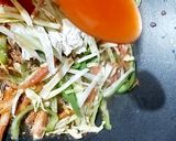 A picture of step 7 of Vegetable szechuan spaghetti.