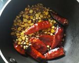 A picture of step 1 of Tomato rasam.