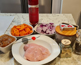 Foto del paso 1 de la receta: Ñoquis con pollo en salsa de cebolla y zanahoria
