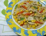Foto langkah ke 4 dari resep Tumis Jamur Jagung.