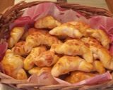 Sajtos mini "croissant"☕☕ recept fázis 7 fotója
