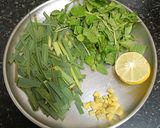 A picture of step 1 of Mint And Lemon Grass Detox Drink (sugar free).
