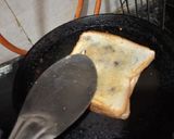 A picture of step 2 of Nutella and banana sandwich.