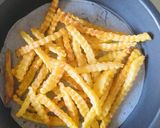 A picture of step 3 of Mac fries.