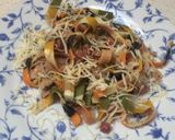 Foto del paso 3 de la receta: Tagliatelle de algas y verduras con atún