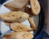 Foto langkah ke 2 dari resep Pisang Goreng.