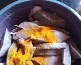 सरंगा फ्राय(हलवा) (saranga fry recipe in marathi) रेसिपी स्टेप 1 फोटो 