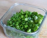 Foto langkah ke 1 dari resep Martabak Telor Tahu.