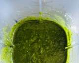 Foto del paso 2 de la receta: Salsa pesto