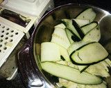 Foto del paso 3 de la receta: Keto-Salteado de Pollo Picante con Calabacín y Aguacate