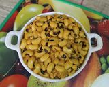 A picture of step 4 of Lobia Curry.