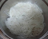 Foto del paso 1 de la receta: Fideos de arroz aliñados