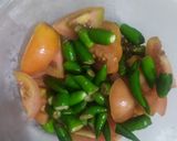 Foto langkah ke 5 dari resep Oseng Buncis Hati Pedas.