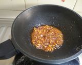 A picture of step 1 of Walnut butterscotch ice -cream.