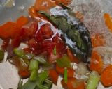 Foto langkah ke 3 dari resep Sayur Bening Bayam Wortel.