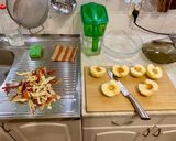 A picture of step 1 of Шарлотка с яблоками.