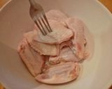 รูปขั้นตอนการทำที่ 1 ของ ปีกไก่ทอดซอสมะเขือเทศ