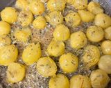 Foto del paso 5 de la receta Secreto con salsa de vino tinto y uva caramelizada al estragón !!!