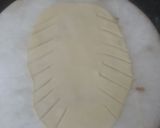 A picture of step 4 of Vegetarian fish samosa.