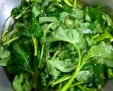 รูปขั้นตอนการทำที่ 1 ของ กุ้งผัดผักบุ้งน้ำมันหอย