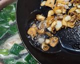 Foto langkah ke 5 dari resep Sup Ayam Sayur.