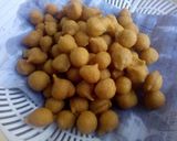 A picture of step 7 of Dahi Phulki Recipe with Homemade Phulkiyan/boondiyan.