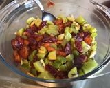 Une image de l'étape 4 de Compote de prunes et kiwis.