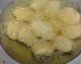 A picture of step 3 of Methi Mathri 🥮🥮.