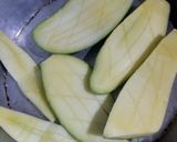 A picture of step 1 of Spicy tangy mangoes.