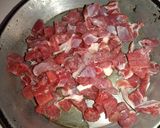 صورة لخطوة 1 من وصفة خلية النحل بعجينة البيتزا