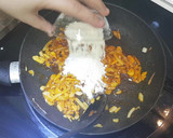 Foto del paso 2 de la receta: Tortilla de patatas guisada