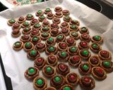 A picture of step 3 of Pretzel, Hershey kiss m'n m treats.